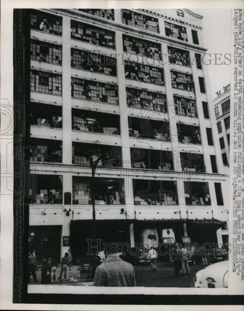 1956 Press Photo New York Windows smashed in explosion, Bush Terminal area NYC - Historic Images