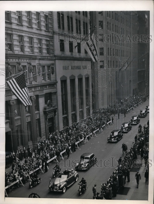 1946 New York British Foreign Secretary Bevin given parade NYC - Historic Images