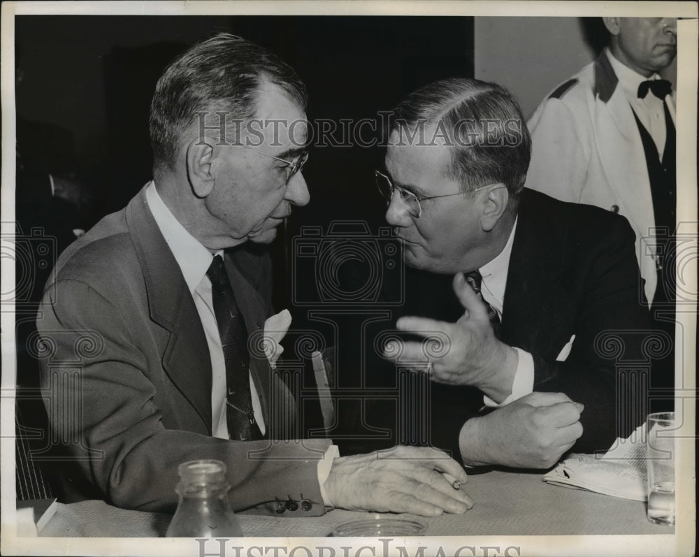 1944 New York Frank Lawrence and EM Wilder at baseball meeting NYC - Historic Images