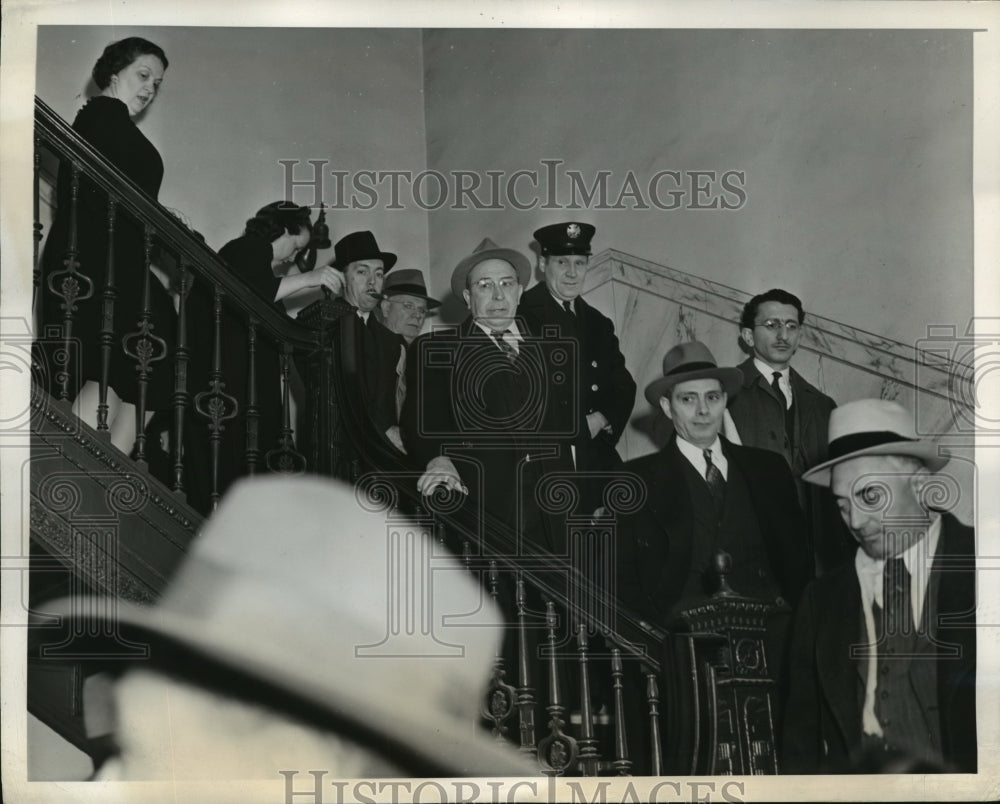 1942 Press Photo New York Air Raid Drill at Municipal Building NYC - neny05466-Historic Images