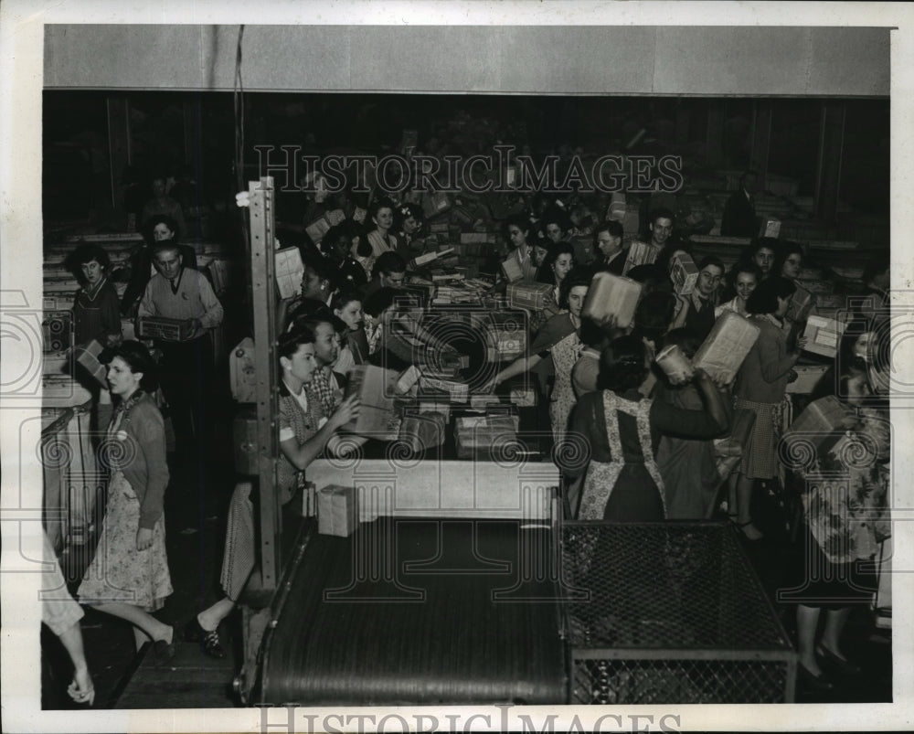 1944 Long Island City NY Postal workers sort packages LICNY - Historic Images