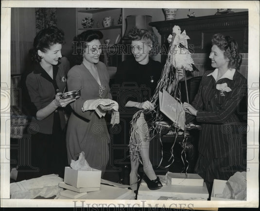 1942 New York Baby Shower for Janet Lavis NYC-Historic Images