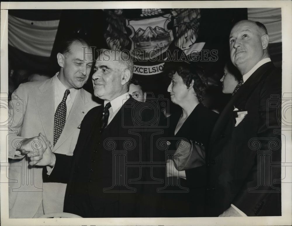 1942 Press Photo New York John Bennett Gets Democratic Nomination NYC - Historic Images