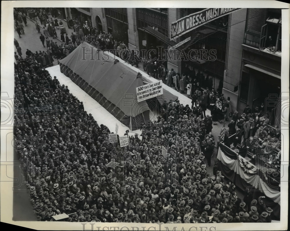 1942 New York Crowd Listens to Wendell Willkie NYC  - Historic Images