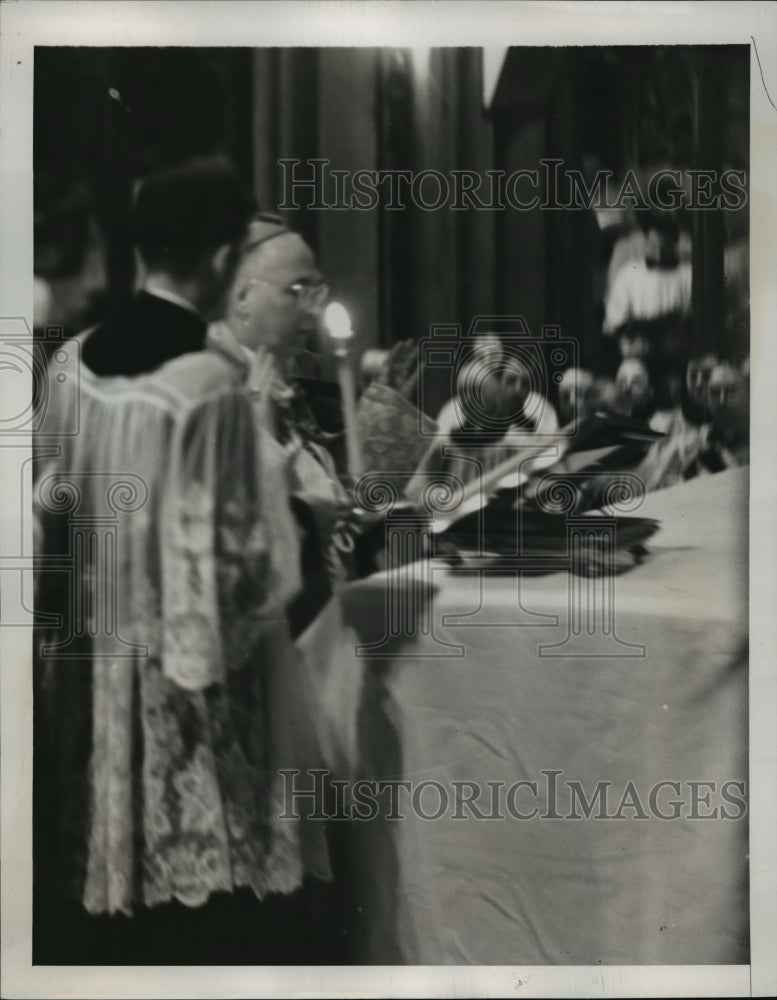 1939 Press Photo New York Most Rev Francis Spellman takes part in ceremony NYC - Historic Images