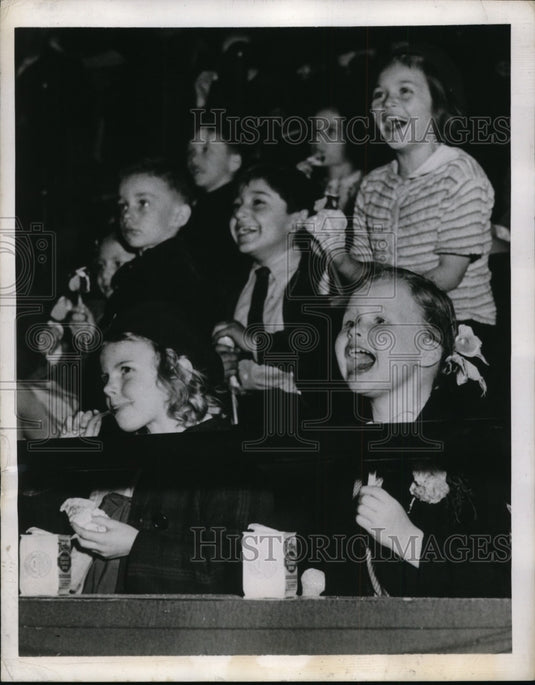 1943 New York Ringling Bros. Barnum & Bailey Circus show NYC-Historic Images