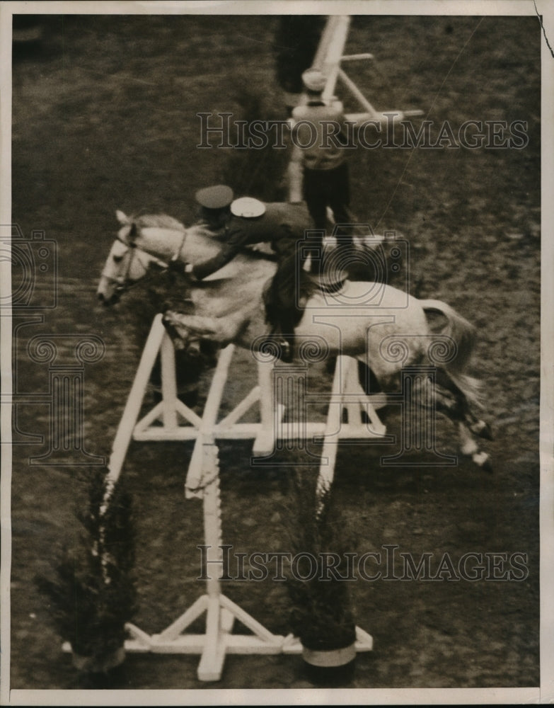 1938 New York Capt. Armando Sala on Santiago Natl Horse Show NYC - Historic Images