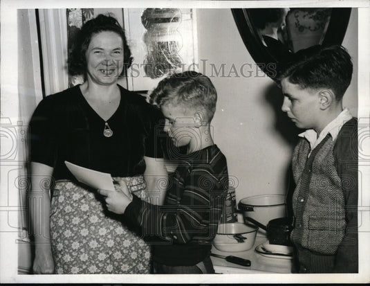 1943 Press Photo New York Members of Boys' Clubs of America NYC - neny08346-Historic Images