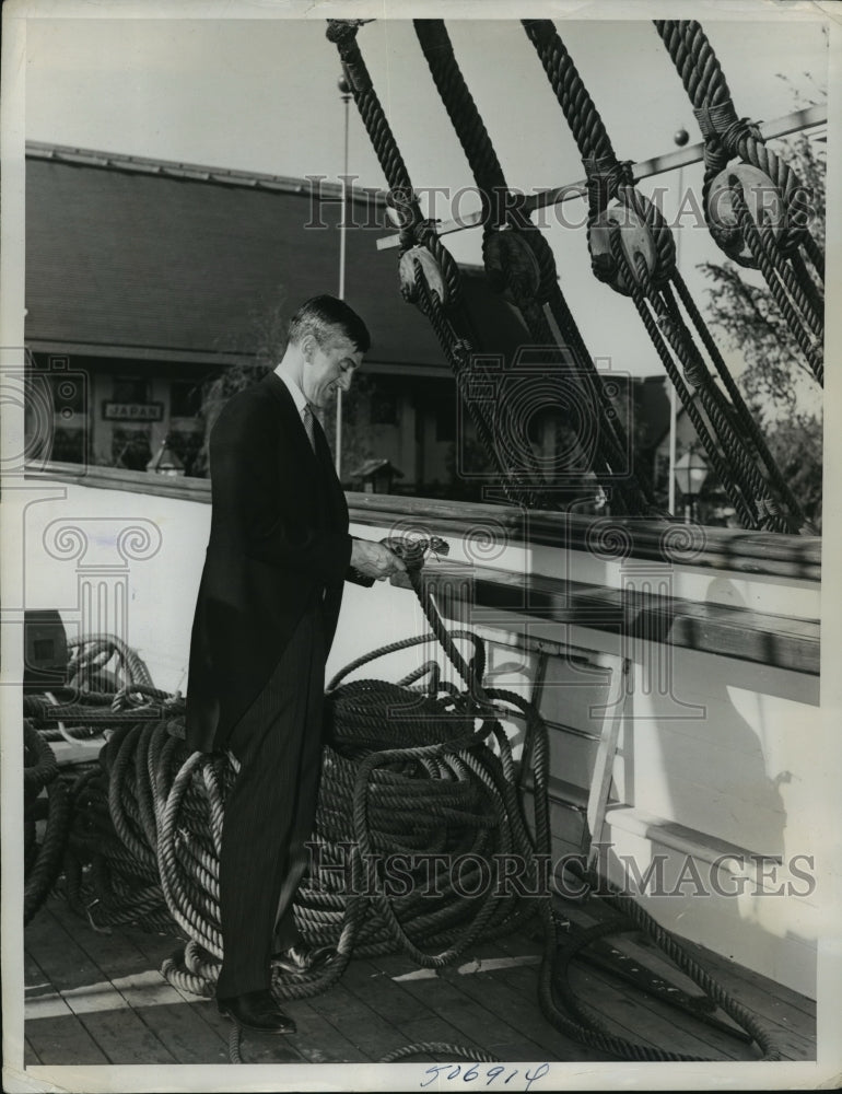 1939 Press Photo New York Governor Leverett Saltonstall of MA in NYC - Historic Images