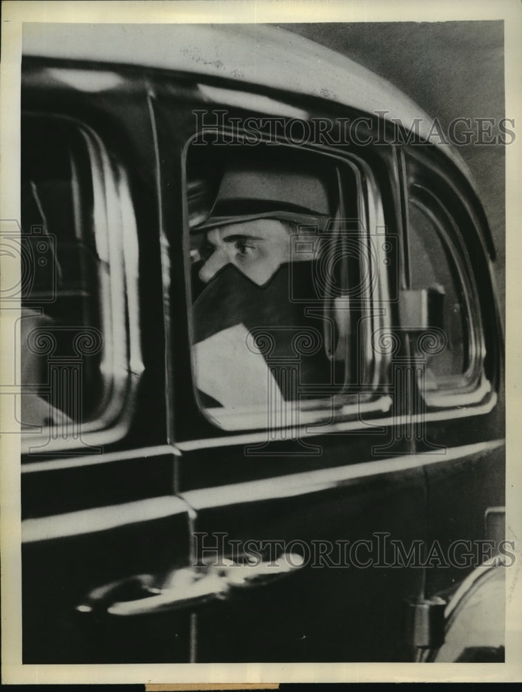 Press Photo New York Fritz Kuhn On Leave from Prison NYC - Historic Images