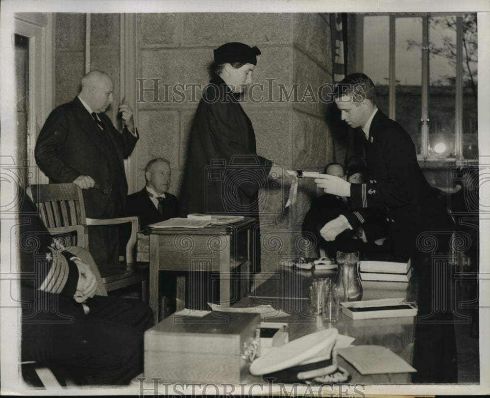 1938 Press Photo New York John Davis Knox, Regent Susan Brandeis graduation NYC-Historic Images