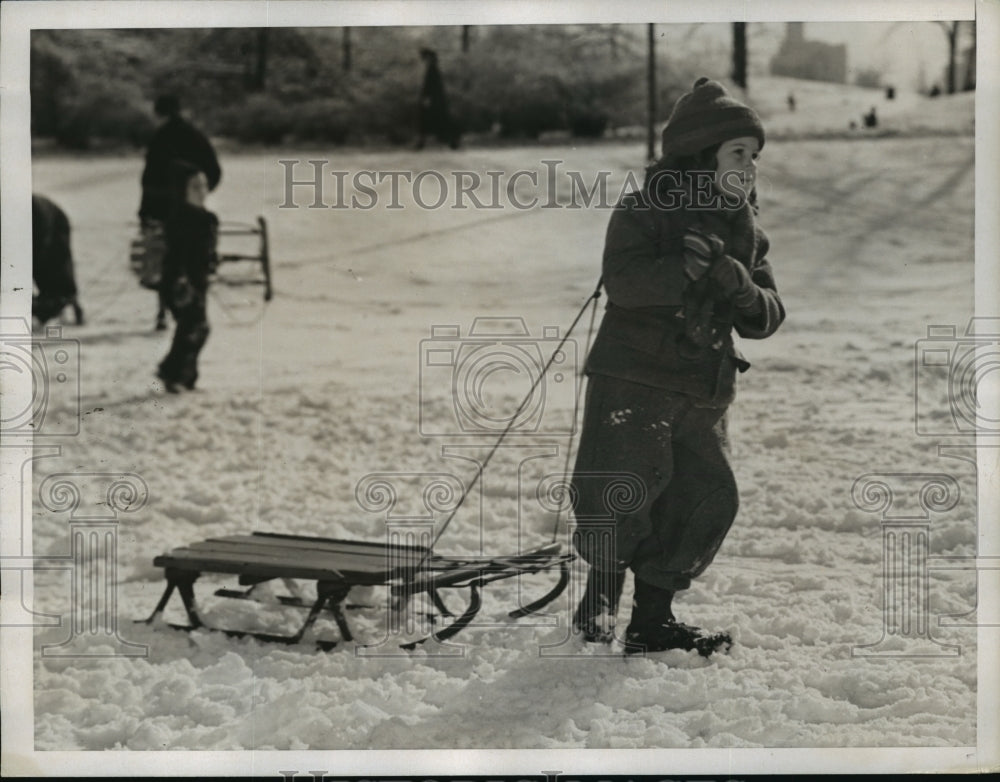 1938 Press Photo New York Snowfall a Windfall NYC - Historic Images