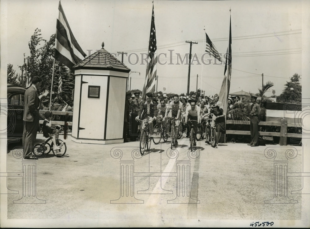 1938 Press Photo New York Park Department opens road for cyclists NYC - Historic Images