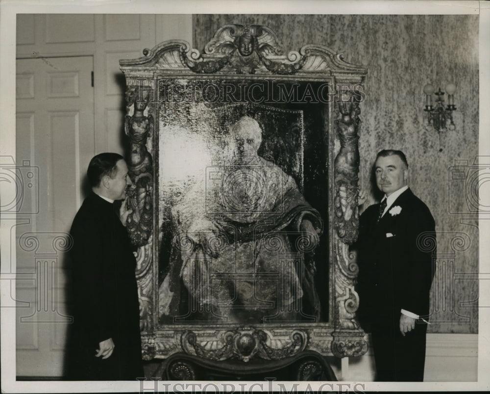 1938 Press Photo New York portrait of Cardinal Hays presented to Fordham in NYC - Historic Images