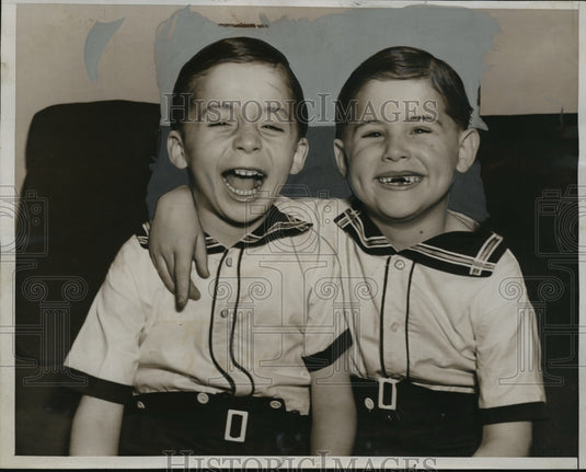 1938 Press Photo New York Jimmy & Johnny Woods Celebrate Sixth Birthday NYC - Historic Images