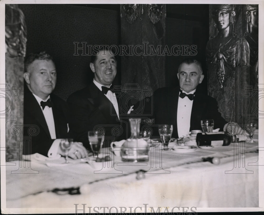 1937 Press Photo New York Queens Democratics Hold Victory Dinner NYC - Historic Images