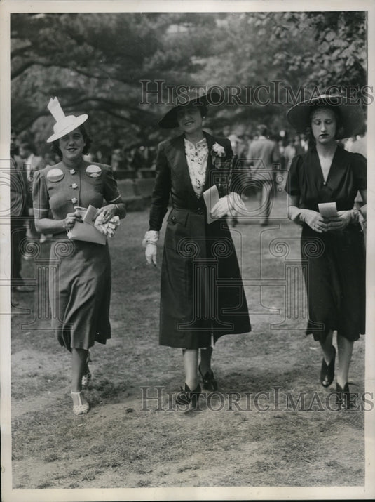 1937 Press Photo New York Hope Gimbel & Family at Belmont Stakes NYC - Historic Images