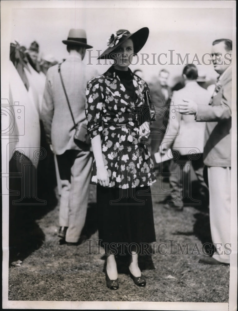 1936 Press Photo New York Society at Rockaway Hunt Meet - Historic Images