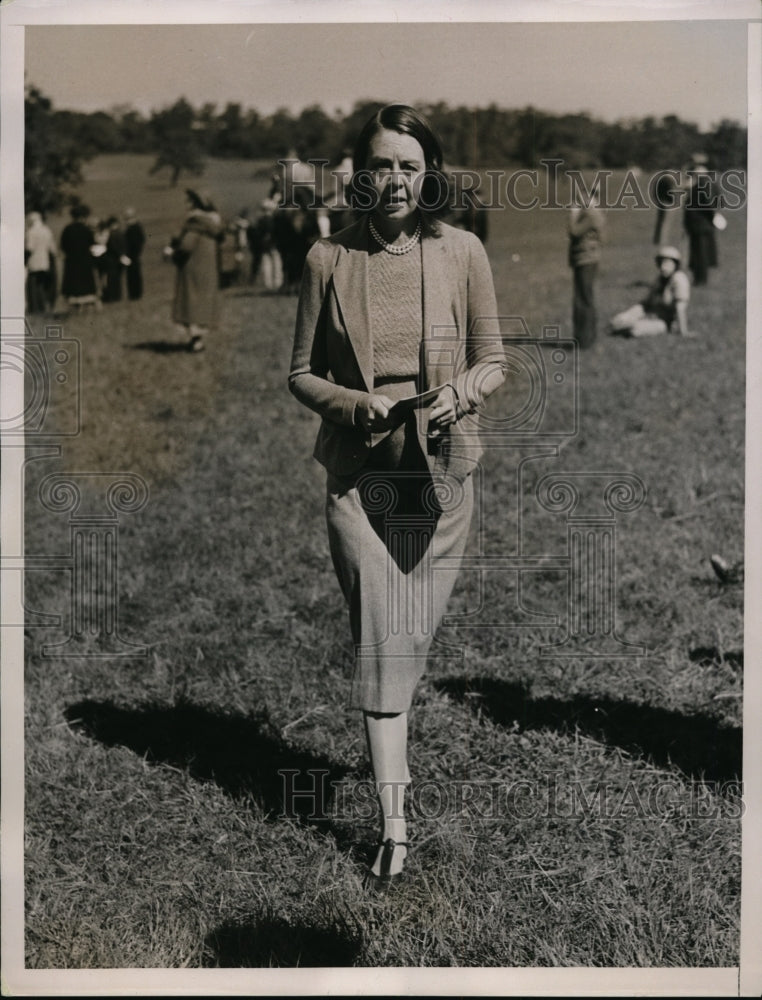 1936 Press Photo New York Mrs Walker Blair at Meadow Brook Cup race NYC - Historic Images