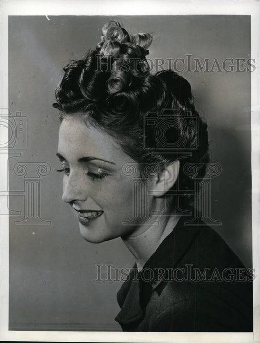 1941 New York Hair Tricks NYC-Historic Images
