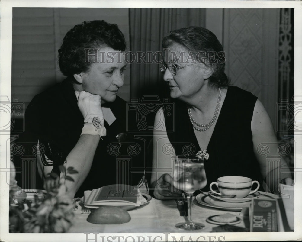 1941 Press Photo New York Business and Professional Club Women&#39;s Dinner NYC - Historic Images