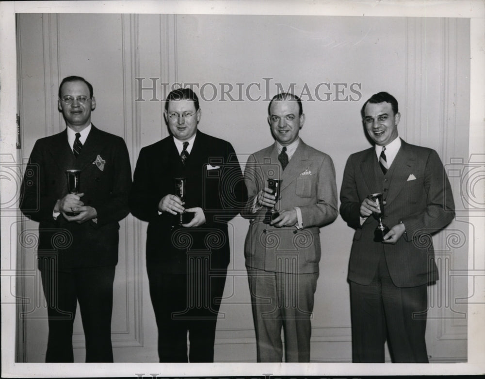 1937 Press Photo New York MN team in National championshio bridgee NYC - Historic Images