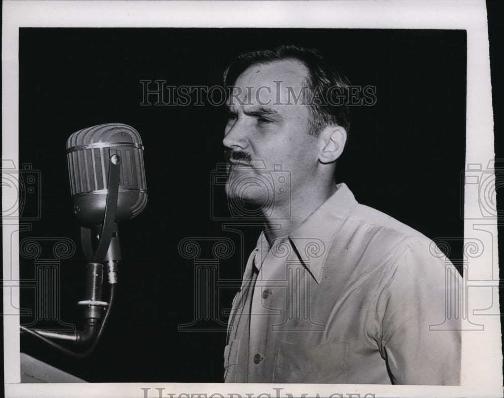 1946 Press Photo New York Maritime Meeting Hears Stack NYC - Historic Images