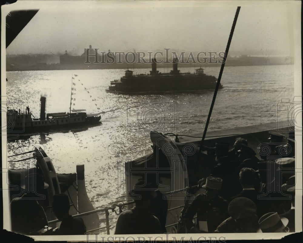 1930 Press Photo New York Reception of Henri J E Gouraud on SS Ile De France NYC-Historic Images