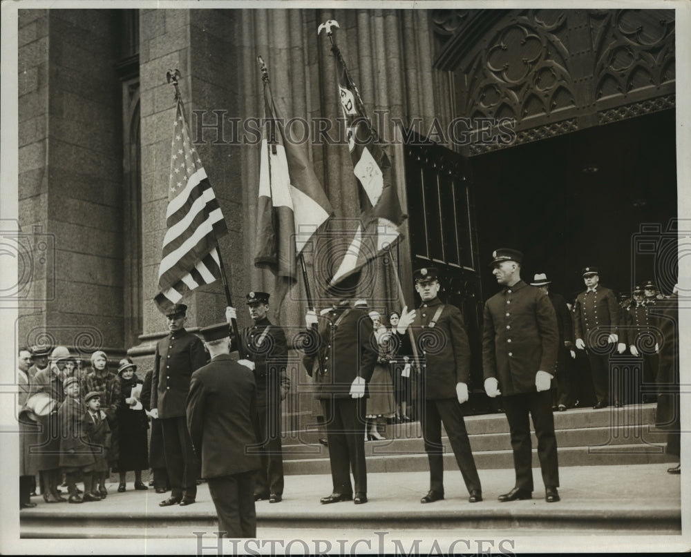 1932 Press Photo New York Fire department Color Guard at St Patrick's NYC-Historic Images
