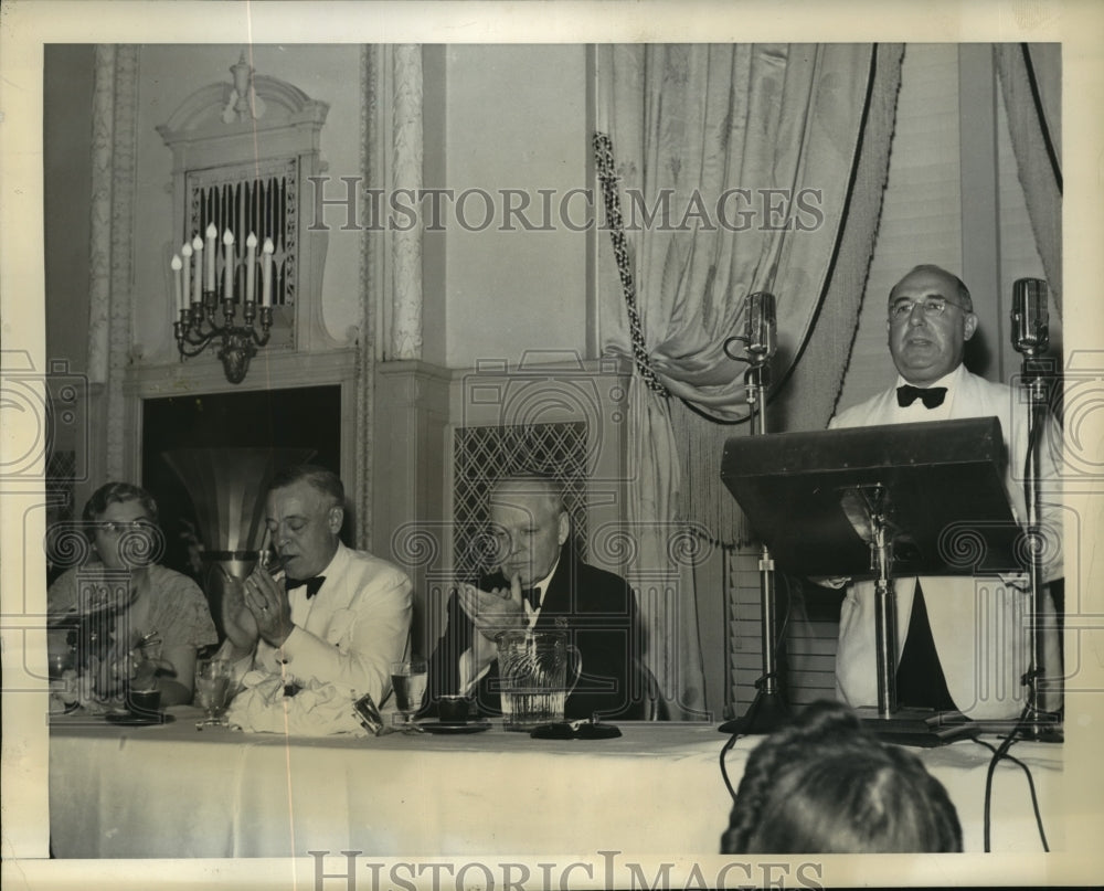 1941 Press Photo Albert Goldman Postmaster at 37th Annual Convention NYC - Historic Images