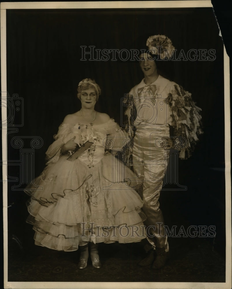 1926 Press Photo Mr. &amp; Mrs. Tenyck Stevenso - neny15885-Historic Images