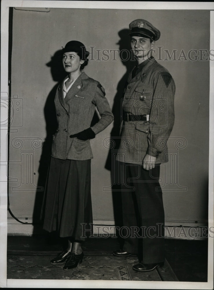 1934 Press Photo New York Mary McCormick, James Fulton model uniforms NYC - Historic Images