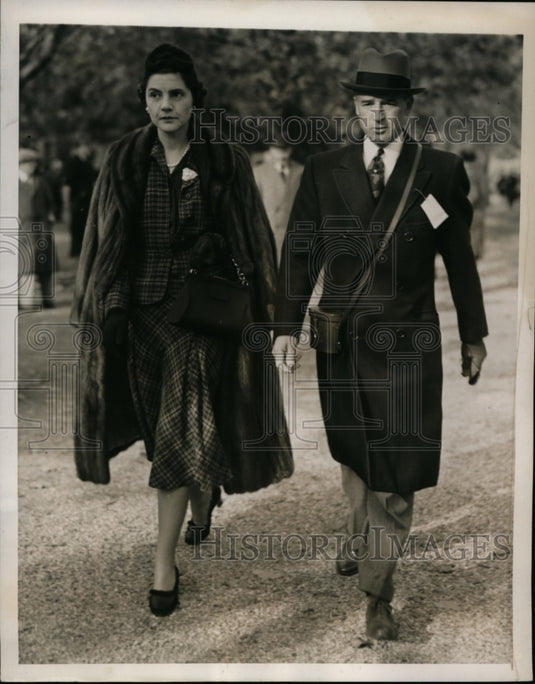 1939 Press Photo New York Lloyd G Schultz at United Hunts Race Belmont Park NYC-Historic Images