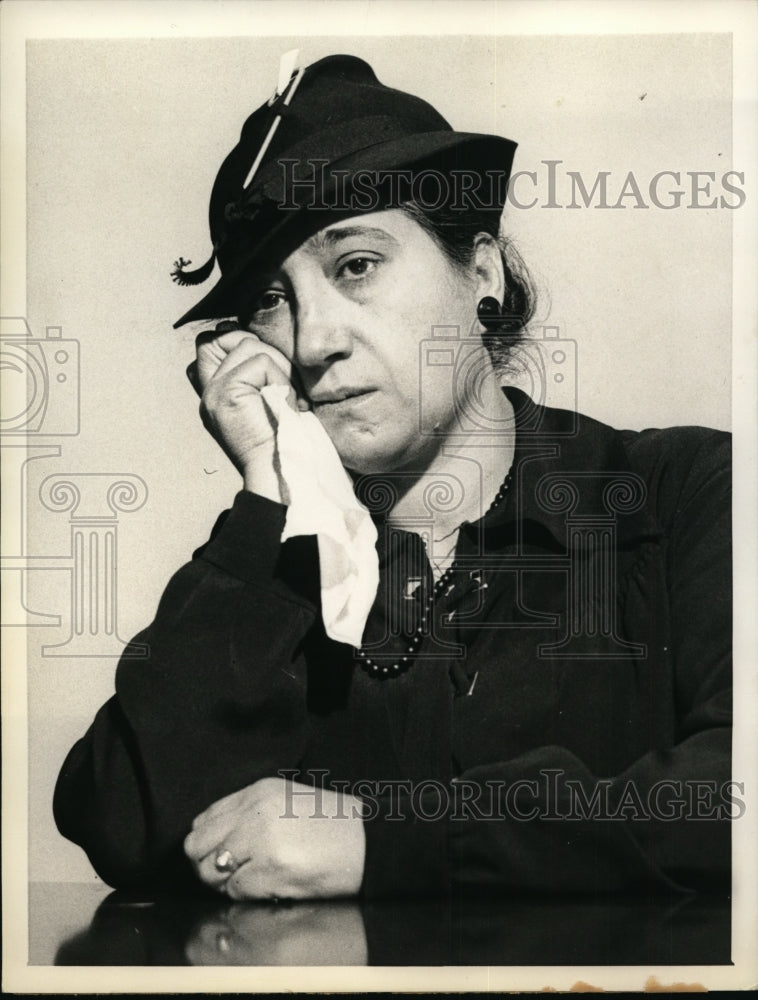 1934 Press Photo New York Mrs. Joseph (Mary Colucci) in Gen. Sessions Court NYC - Historic Images