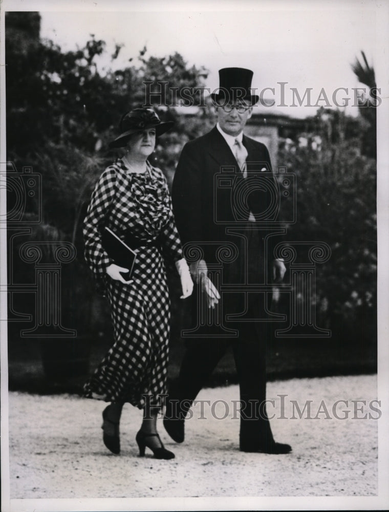 1936 Press Photo New York Mr &amp; Mrs Henry Shurtheaite at Garden Party NYC-Historic Images