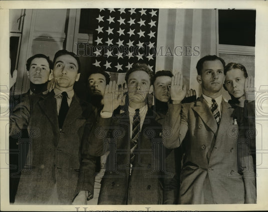 1940 Press Photo New York Marine Recruits Take Oath NYC - Historic Images