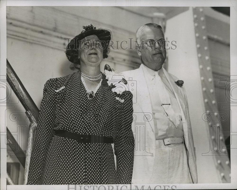 Press Photo New York Dr James West &amp; Wife Chief Executive of Boy Scouts NYC - Historic Images