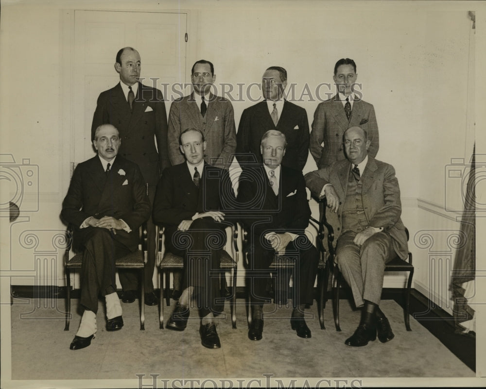 1934 Press Photo New York Horse Show ball men&#39;s committee meet in NYC - Historic Images