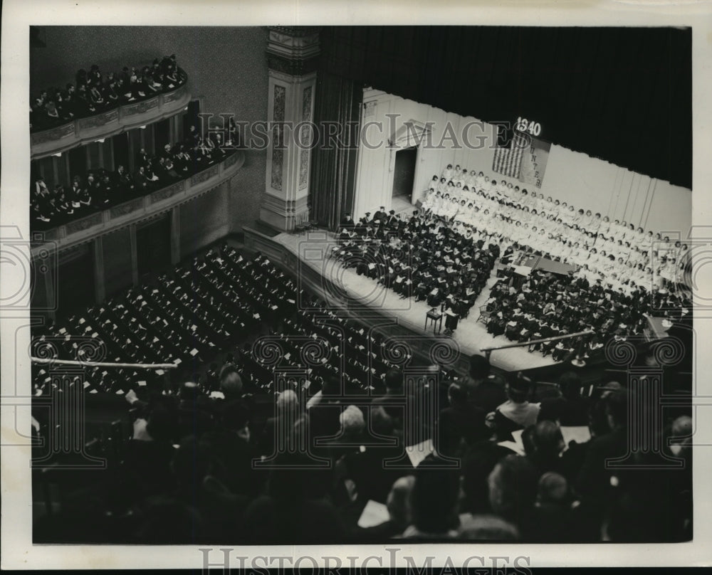 1940 Press Photo NEW YORK HUNTER COLLEGE COMMENCEMENT AT CARNEGIE HALL NYC - Historic Images