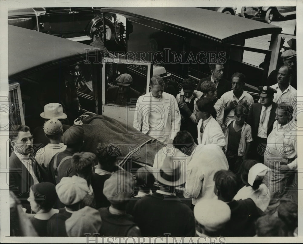1932 Press Photo NEW YORK EXPLOSION KILLED SCORES INJURED HUNDREDS NYC - Historic Images