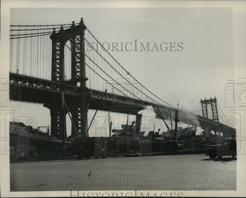 1948 New York Freighter Centauro Lists after Fire NYC-Historic Images