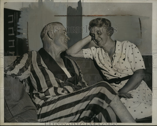 1938 Press Photo New York James J.Hines, Tammany District Leader and wife NYC.-Historic Images