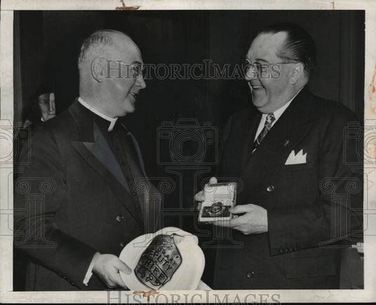 1947 Press Photo  New York Francis Cardinal Spellman and Frank  J. Quayle, NYC. - Historic Images