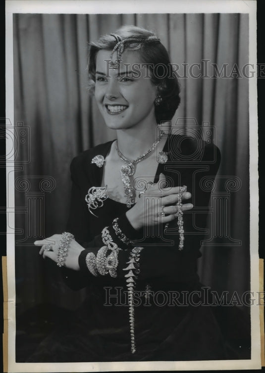 1949 NEW YORK LOOK BUT DON'T TOUCH NYC-Historic Images