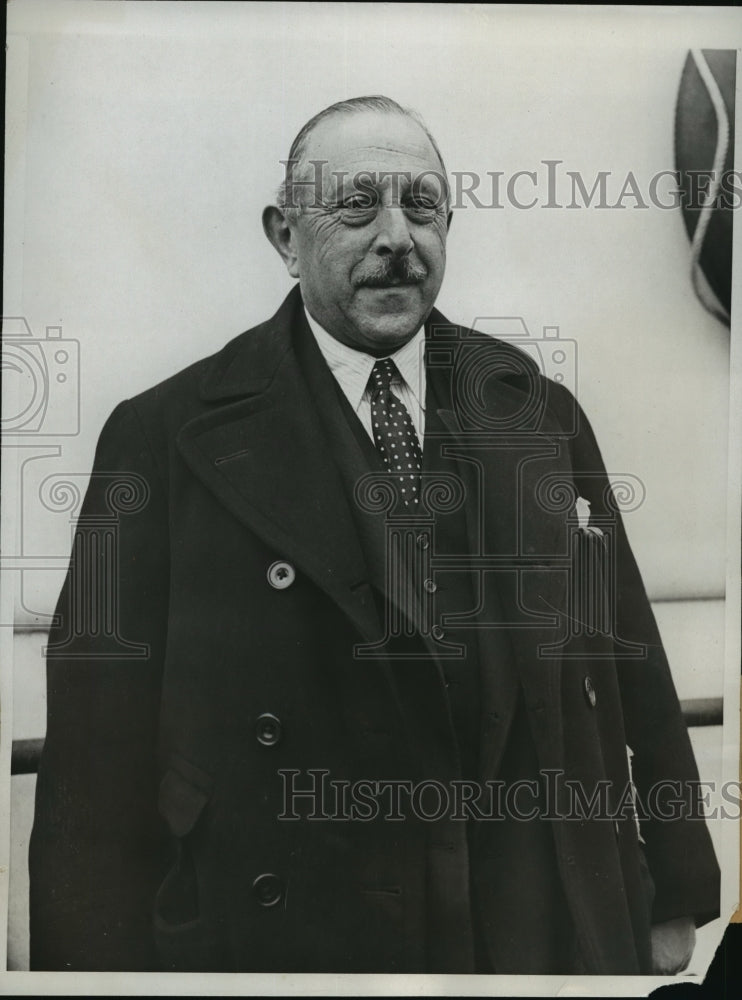 1933 Press Photo New York Ralph D Blumenfield editor from London arrives NYC-Historic Images