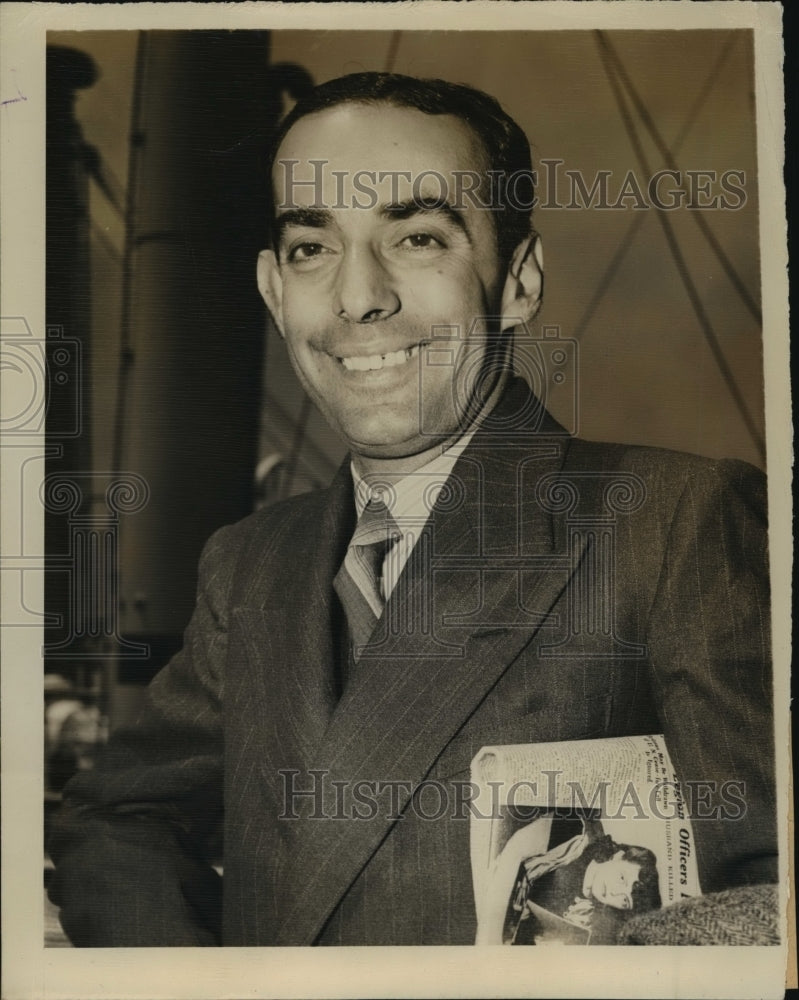 1948 Press Photo New York M.R. Masani Indian Ambassador to Brazil Arrives in NYC-Historic Images