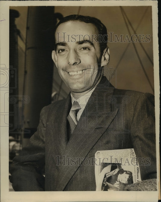 1948 Press Photo New York M.R. Masani Indian Ambassador to Brazil Arrives in NYC-Historic Images