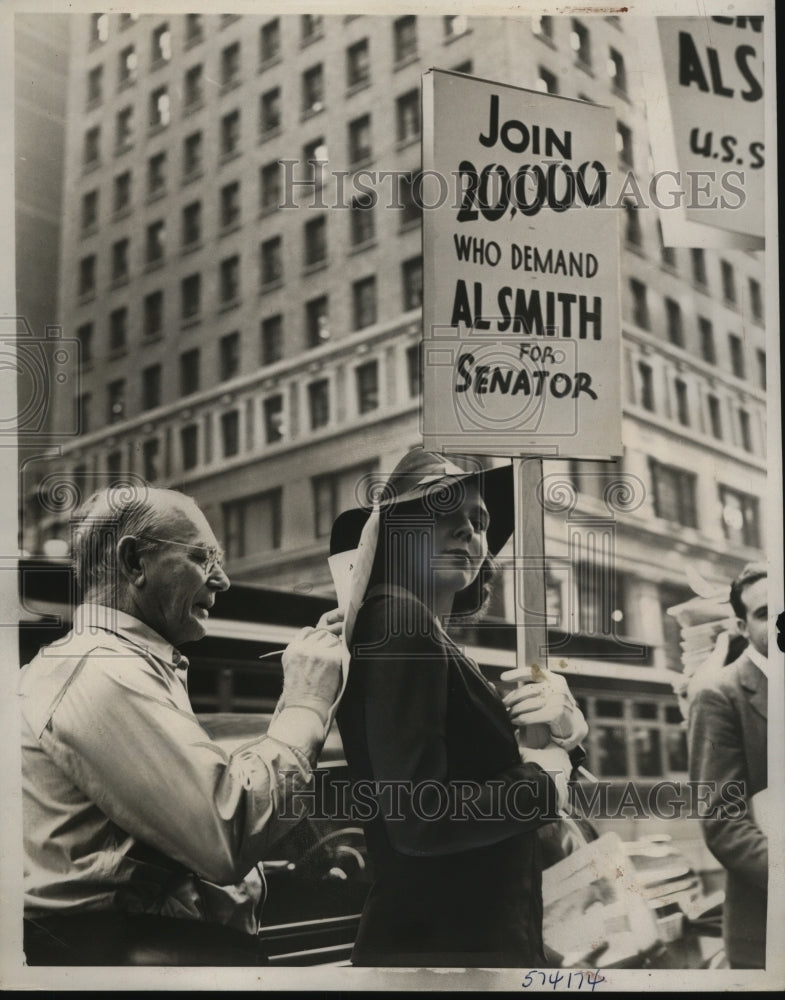 1940 Press Photo New York Olga Luce, John Powers Model Campaign for Al Smith NYC - Historic Images