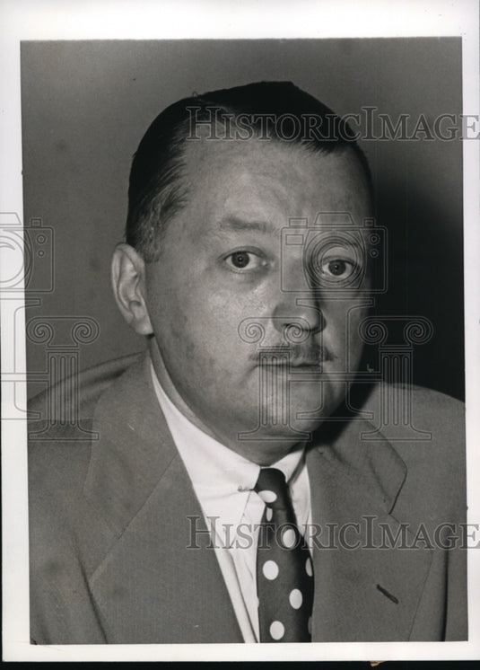 1941 Press Photo New York Paul E Lockwood runs foor District Attorney NYC - Historic Images