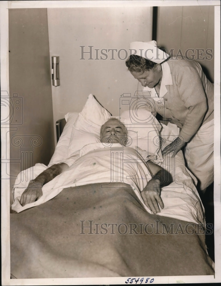 1940 Press Photo New York Geoffrey Mulford, Injured in British Ship Wreck NYC - Historic Images